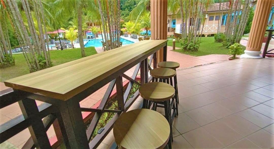 Pangkor Holiday Resort Kampong Sungai Udang Buitenkant foto